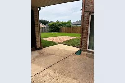 15502 Rio Plaza Drive, Houston, TX 77083 - Photo 25