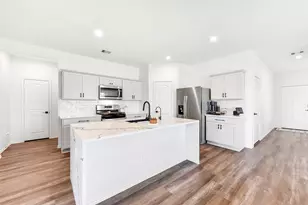 24222 Sandstone Valley Ln, Spring, TX 77373 - Photo 9