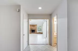 10222 Ella Lee Ln, Houston, TX 77042 - Photo 11