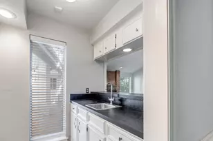 10222 Ella Lee Ln, Houston, TX 77042 - Photo 13