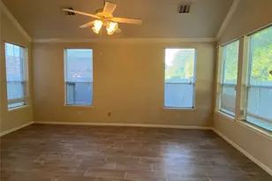 16434 Pademelon Dr, Sugar Land, TX 77498 - Photo 5