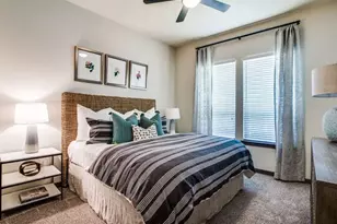 935 N Wilcrest, Houston, TX 77079 - Photo 7