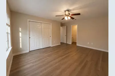 501 Falcon Lake Drive, Friendswood, TX 77546 - Photo 15