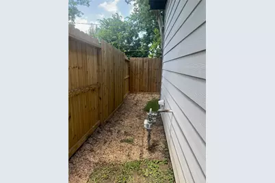 4101 Stassen Street #A, Houston, TX 77051 - Photo 25