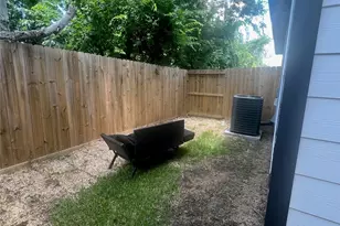 4101 Stassen St, Houston, TX 77051 - Photo 27