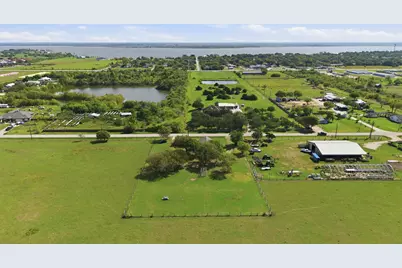 427 County Road 304, Palacios, TX 77465 - Photo 25