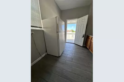 910 37th Street #3, Galveston, TX 77550 - Photo 7
