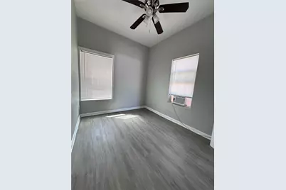 910 37th Street #3, Galveston, TX 77550 - Photo 9