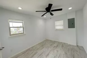 16643 Bermuda Way Way, Jamaica Beach, TX 77554 - Photo 7