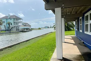16643 Bermuda Way Way, Jamaica Beach, TX 77554 - Photo 3