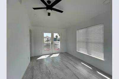 16643 Bermuda Way Way, Jamaica Beach, TX 77554 - Photo 11