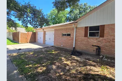 10218 Golden Meadow Drive, Houston, TX 77064 - Photo 33