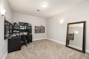 15311 Icet Crk Ave, Mont Belvieu, TX 77523 - Photo 17