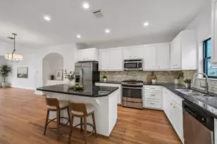 650 Westcross St, Houston, TX 77018 - Photo 3