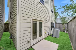 650 Westcross St, Houston, TX 77018 - Photo 33