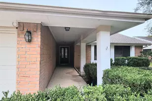 15239 Ensenada Dr, Houston, TX 77083 - Photo 7