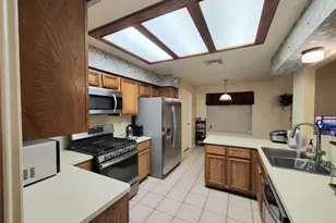 15239 Ensenada Dr, Houston, TX 77083 - Photo 11