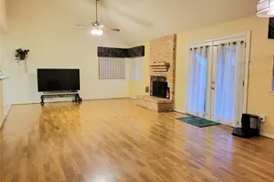 15239 Ensenada Dr, Houston, TX 77083 - Photo 19