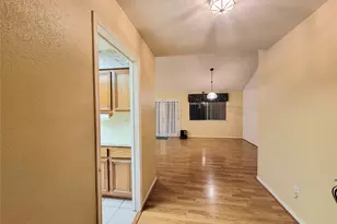 15239 Ensenada Dr, Houston, TX 77083 - Photo 9