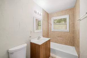 5417 Kenilwood Dr, Houston, TX 77033 - Photo 5