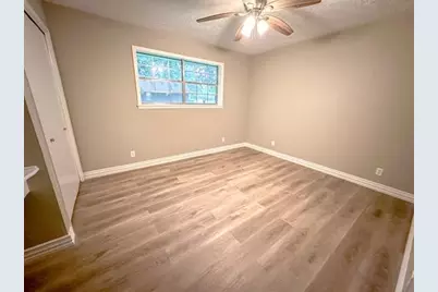 3640 Whippoorwill St, Orange, TX 77632 - Photo 15
