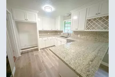 3640 Whippoorwill St, Orange, TX 77632 - Photo 5
