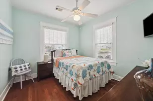 2211 28th St, Galveston, TX 77550 - Photo 17