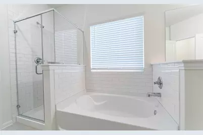 10604 Altitude Way, Conroe, TX 77303 - Photo 11