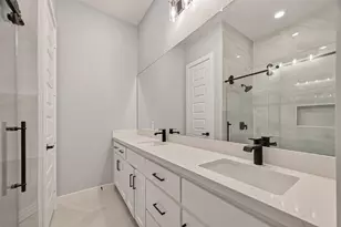90 Burress St, Houston, TX 77022 - Photo 41