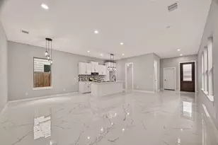 90 Burress St, Houston, TX 77022 - Photo 17