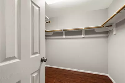 12602 Stratford Heights Drive, Sugar Land, TX 77498 - Photo 17