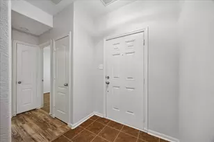 431 Decoster Blvd, Alvin, TX 77511 - Photo 5