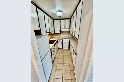 116 W Davitt Street #3, Eagle Lake, TX 77434 - Photo 3