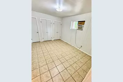 116 W Davitt Street #3, Eagle Lake, TX 77434 - Photo 7