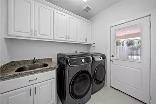 13419 Preston Cliff Ct, Houston, TX 77077 - Photo 27