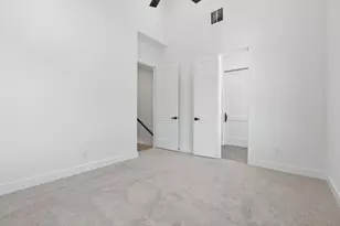 213 Foxshire Ln, Houston, TX 77047 - Photo 13