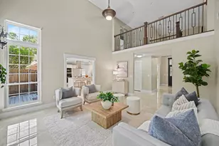 98 Breezy Point Pl, The Woodlands, TX 77381 - Photo 15