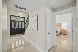 98 Breezy Point Pl, The Woodlands, TX 77381 - Photo 9