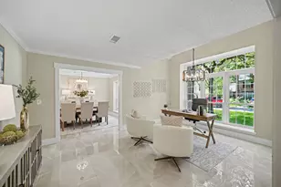 98 Breezy Point Pl, The Woodlands, TX 77381 - Photo 5