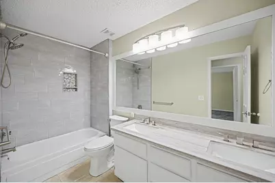 98 Breezy Point Place, The Woodlands, TX 77381 - Photo 27