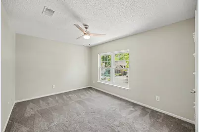 98 Breezy Point Place, The Woodlands, TX 77381 - Photo 25