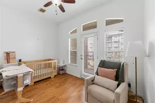 2607 W Dallas St, Houston, TX 77019 - Photo 9