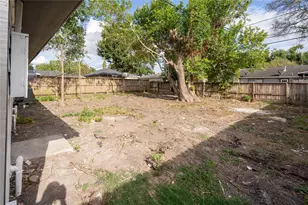 811 Gober St, Houston, TX 77017 - Photo 33
