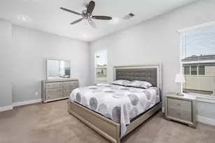 427 Yale Oaks Ln, Houston, TX 77091 - Photo 17