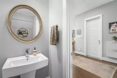 427 Yale Oaks Lane, Houston, TX 77091 - Photo 5