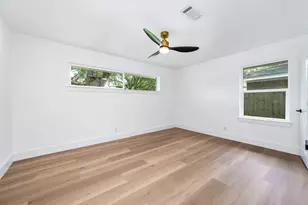 10814 Moonlight Dr, Houston, TX 77096 - Photo 13