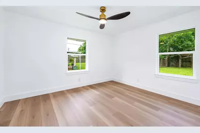 10814 Moonlight Drive, Houston, TX 77096 - Photo 23