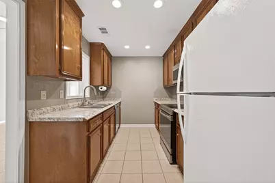 13884 Hollowgreen Drive, Houston, TX 77082 - Photo 15