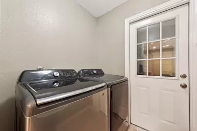 13884 Hollowgreen Drive, Houston, TX 77082 - Photo 21