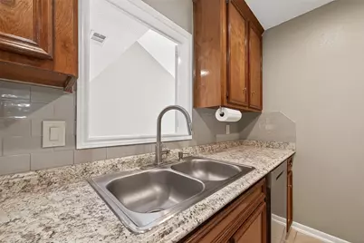 13884 Hollowgreen Drive, Houston, TX 77082 - Photo 23